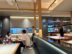 -杨氏青龙虾·吃蟹季(金盛路总店)