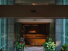 -上海虹桥祥源希尔顿酒店