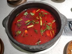 -贵府酸汤牛肉火锅·贵州老字号(飞山街店)