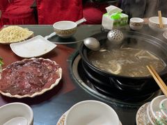 -乳仔牛牦牛汤锅 烤羊排(松潘古城店)