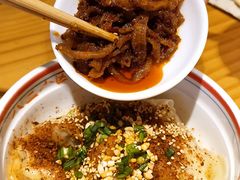 -八二小区抄手(龙湖上城天街店)