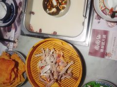-尚尚仙·酸汤猪手·猪肚鸡火锅(华联万柳购物中心店)