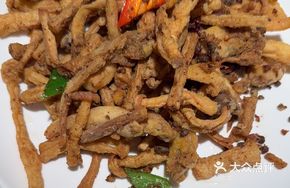Foie Gras Stir-fried with Mixed Mushrooms