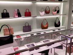 -PRADA普拉达(德基广场店)