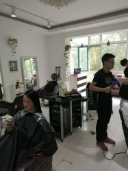 -艺时·漂发·染发·蛋白护理店