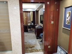 -宝利来国际大酒店(机场店)