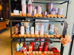 零售区-星巴克臻选(苏州汇豪店)