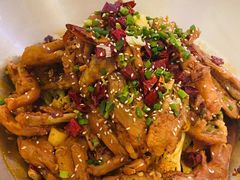 -张大师鸭爪爪特色干锅(南湖店)