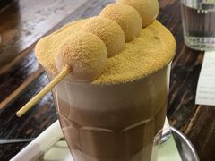 白玉豆乳冰拿铁-MIKAKU(万达广场上海宝山店)