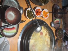 -一朵菌·野生菌探索家火锅(南亚店)