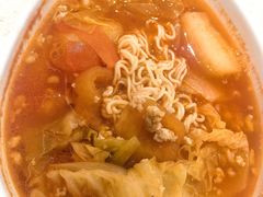 -香港新发烧腊茶餐厅(水围店)