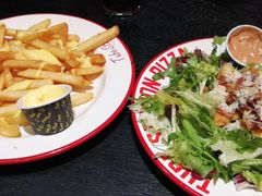 -Tube station站点比萨(王府井百货店)