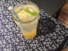 鲜凤梨苏打-瑭风赏阁