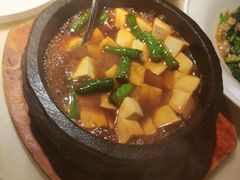 石锅沃豆腐-桂满陇-十里风荷(合生汇店)