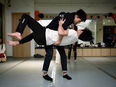 -EFL巴西柔术·综合格斗·泰拳·少儿体能训练(虹桥德必馆)