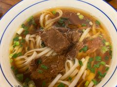 -矮子粉店1985·长沙米粉(湘春路店)