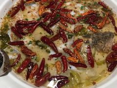 老坛酸菜鲈鱼-江渔儿酸菜鱼(映月湖环宇城店)