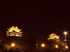 -巴陵广场