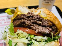 -The Habit Burger Grill 哈比特汉堡(爱琴海店)