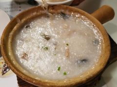 w皮蛋瘦肉粥-新大咀港式茶餐厅(宝山万达店)