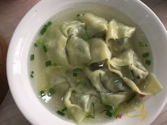 -珊珊小笼馆(仙霞路店)