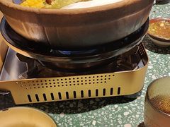 -牛腩之旅·牛腩牛杂煲(经纬汇店)