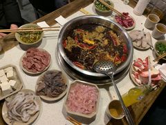 -九尺赵老四鲜鹅肠火锅