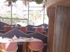 -水桶王国主题餐厅·聚会·生日派对·亲子活动·家庭套餐(亚龙湾希尔顿店)