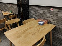 景观位-雷祖芳老妈蹄花店