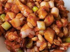 -鑫巴蜀小镇 · 水煮鱼专研店(玉桥店)