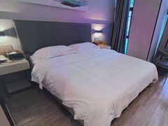-凯亚斯顿酒店(深圳罗湖水贝国际珠宝城店)