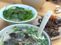 -什家婆乌鸡米线(阳光街店)