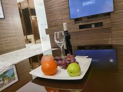 -上海虹桥西郊假日酒店