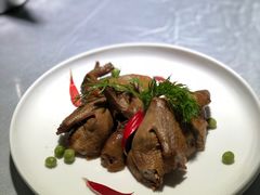 熏鸽子-鸭王烤鸭店(三里河店)