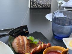 -三亚亚龙湾瑞吉酒店·宴悦Driftwood·游水海鲜·牛排·草坪·私人定制