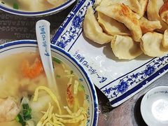 虾肉馄饨-长人馄饨铺(解放街店)