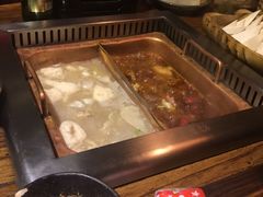 -老牌坊云南鱼豆花火锅(嵩山店)