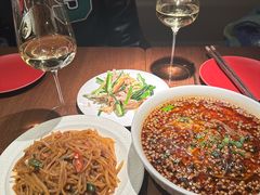 -肆海小川菜酒馆Wine Bistro (青年路店)