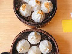 蟹黄小笼汤包-常鲜德乐购迎桂馒头店(麻巷公寓店)