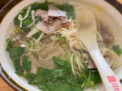 牛肉粉丝汤-小姜锅贴(凤凰街店)