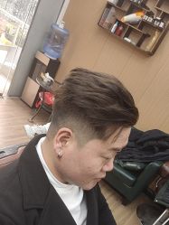 -纯剪男士理发馆·烫染专业店
