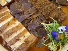 -伊带伊路新疆美食府(呼家楼店)