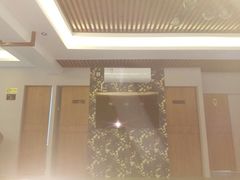 -鸿鹄足浴店(东门店)