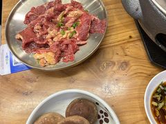 -青瓦餐厅·生鱼片·韩园烤肉(西塔店)