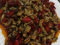 -扒虾小妹儿麻辣海鲜(宏图街店)