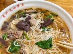 -文山荷鲜居(翠湖店)