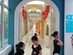 -西安小天鹅艺术团(曲江Alice店)