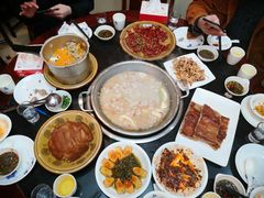 -老来福·非遗酸汤兔(凯旋路店)