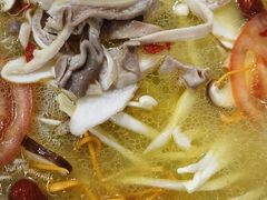 -云南印象昭通天麻火腿鸡(新疆石油花园二期店)