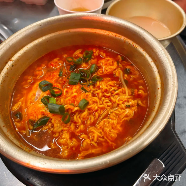 这家烤肉店真的出人意料的好吃